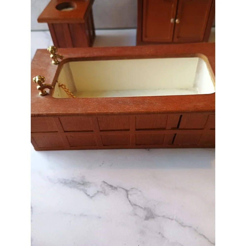 Vintage Wooden Dollhouse Miniature Bathroom Furniture Pieces Sink Tub & Toilet